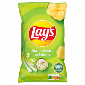 Lay's Classic Sour Cream & Onion Chips – Knusprige Chips mit dem köstlichen Geschmack von Sauerrahm und Zwiebeln, die einen perfekten Snack bieten, jetzt bei kiosk24-neuisenburg erhältlich.